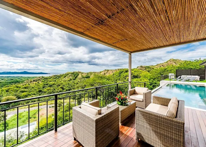 Ocean View, Infinity Pool And Gated Luxury